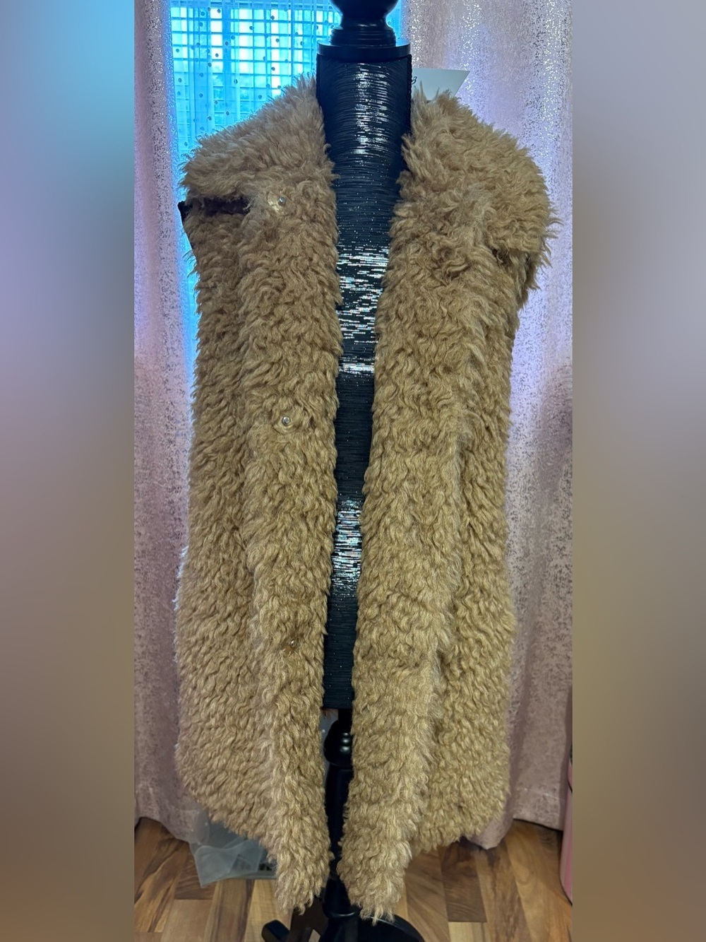 UGG RTW Faux Shearling Teddy Vest in Caramel Brown